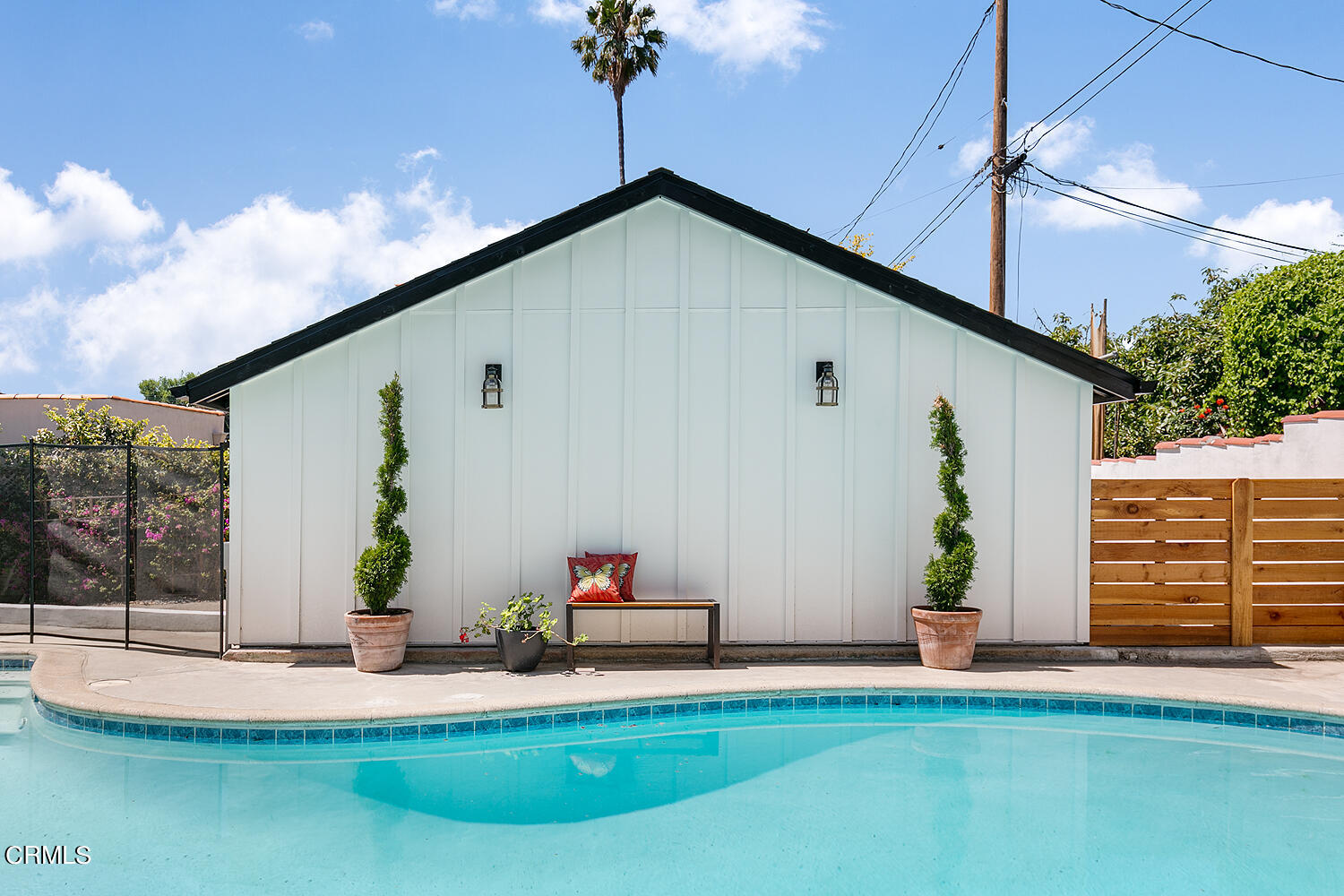 2375 Catherine Road Altadena, CA 91001 - Photo 40 of 50 a view of a backyard with plants and a patio