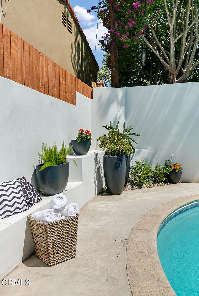 2375 Catherine Road Altadena, CA 91001 - Photo 43 of 50 a view of outdoor space yard and porch