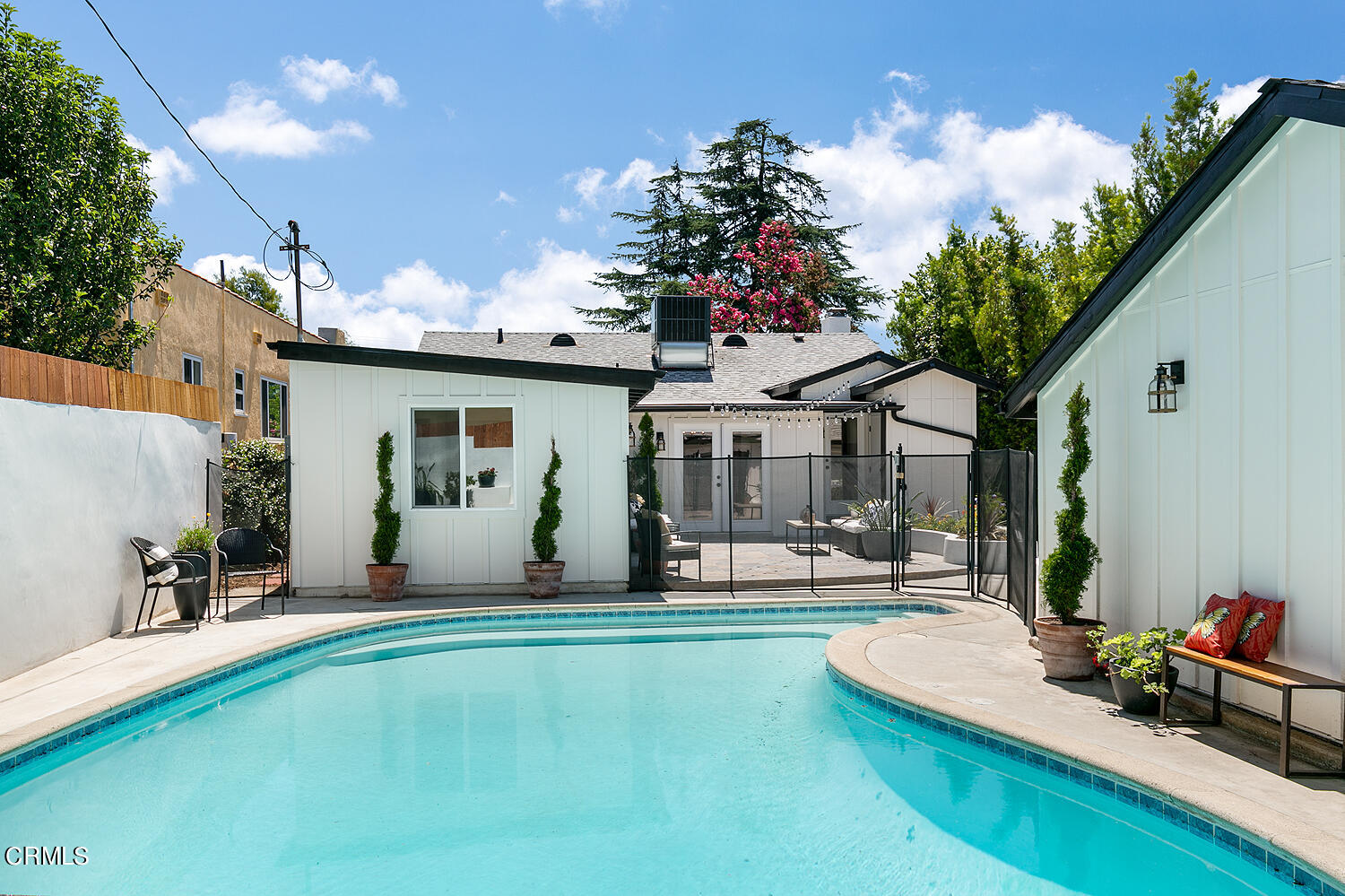 2375 Catherine Road Altadena, CA 91001 - Photo 44 of 50 a view of a house with patio