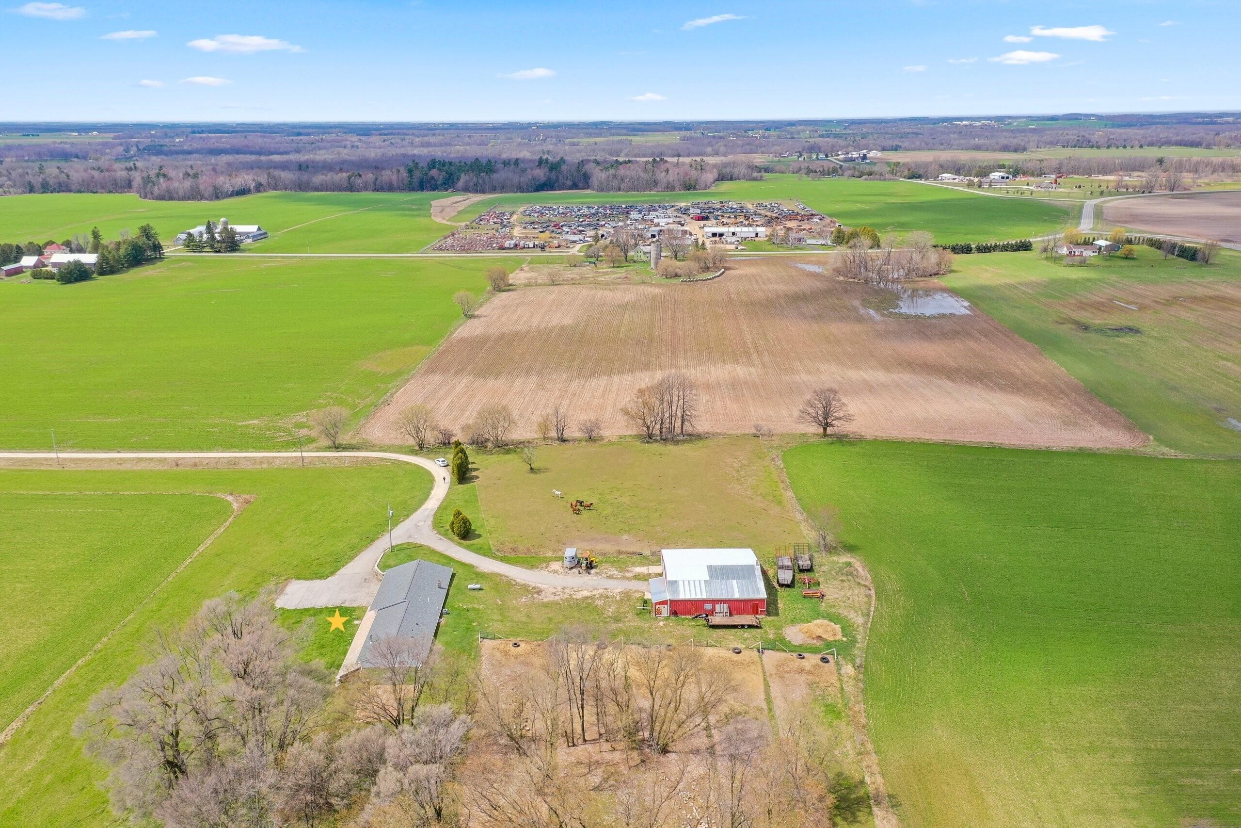 14612 Slager Road Franklin, WI 54230 - Photo 28 of 36 Areal 2