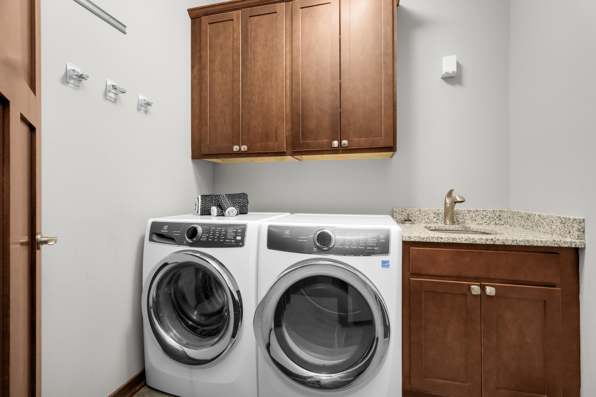 697 Jansen Avenue Southeast Hanover, MN 55313 - Photo 15 of 29