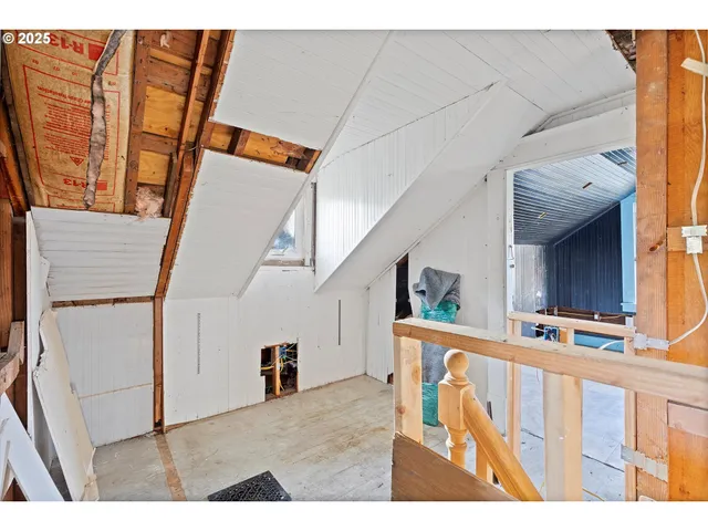 $199,900 | 808 West A Street, Rainier, OR 97048