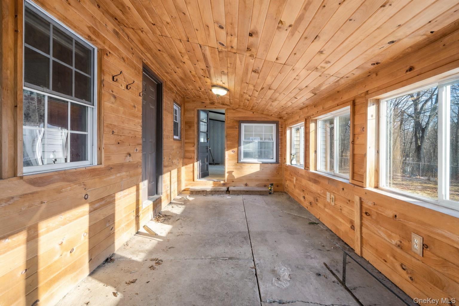 50 Brola Road Middletown, NY 10940 - Photo 14 of 47 Rear entry and three season room.