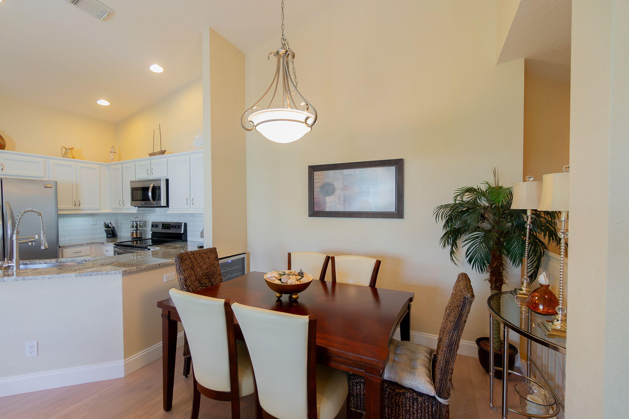 3127 Laurel Ridge Circle Riviera Beach, FL 33404 - Photo 9 of 38 9-web-or-mls-DSC00418-Enhanced-NR