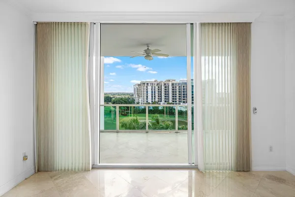 $6,800 | 550 Southeast Mizner Boulevard, Unit B906, Boca Raton, FL 33432