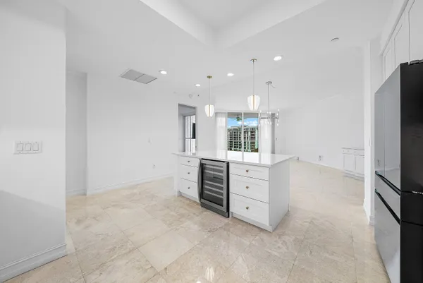 $6,800 | 550 Southeast Mizner Boulevard, Unit B906, Boca Raton, FL 33432