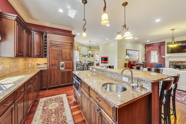 $1,799,000 | 428 South Clifton Avenue, Park Ridge, IL 60068
