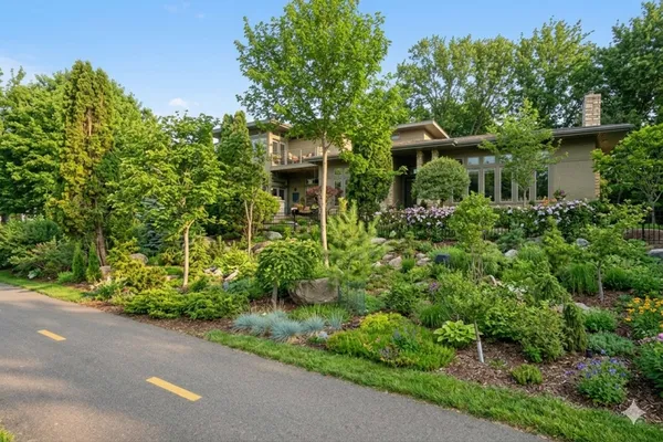 $1,400,000 | 2864 Irving Avenue South, Minneapolis, MN 55408