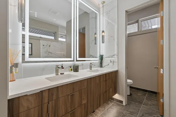 $1,400,000 | 2864 Irving Avenue South, Minneapolis, MN 55408