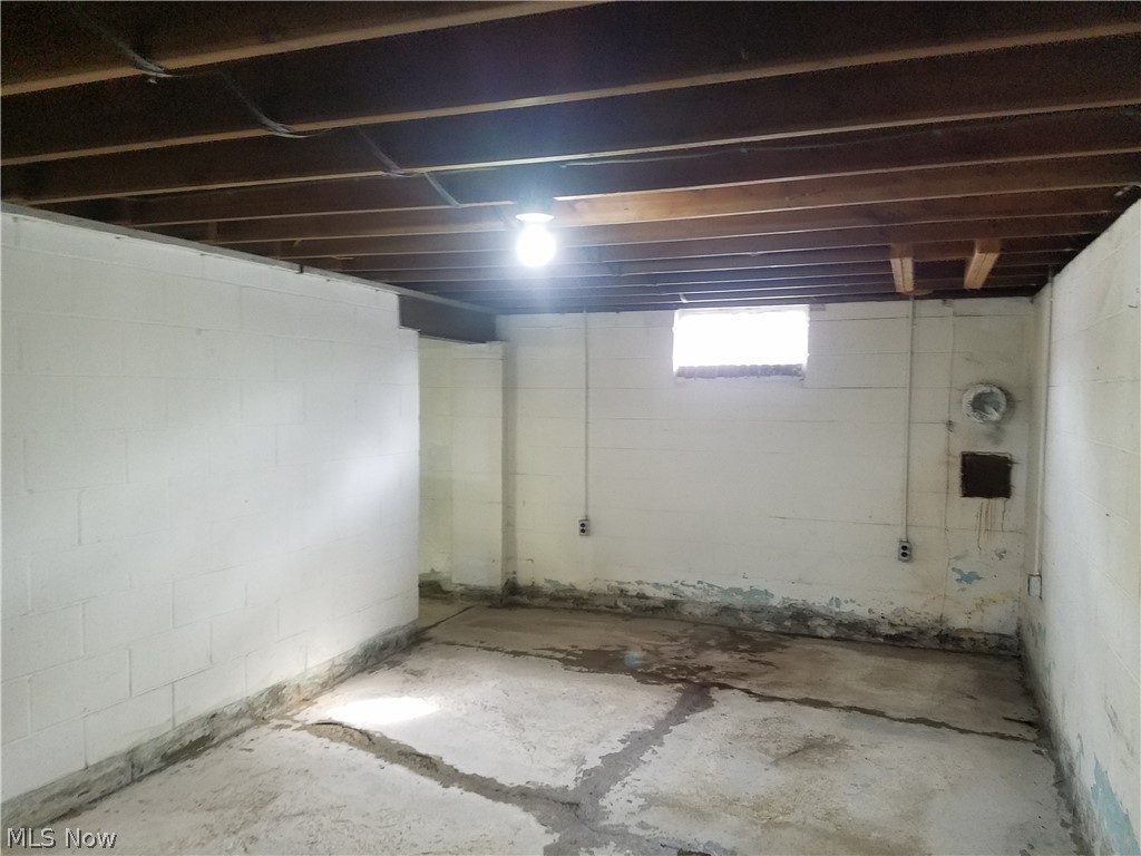 2904 Applegate Road Hubbard, OH 44425 - Photo 15 of 19 Gallery Image 15