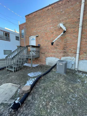 $65,900 | 136 South Broadway, Wells, MN 56097