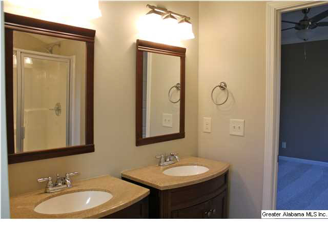 235 Falling Waters Way, Unit 15 Alabaster, AL 35114 - Photo 13 of 20