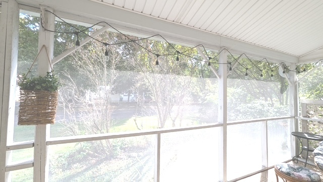 817 Chestnut Avenue Dixon, IL 61021 - Photo 22 of 31 a bathroom with a glass shower door