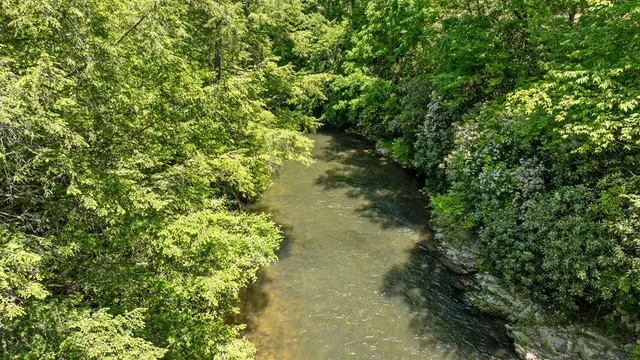 $2,895,000 | 16 Navajo Trail, McCaysville, GA 30555