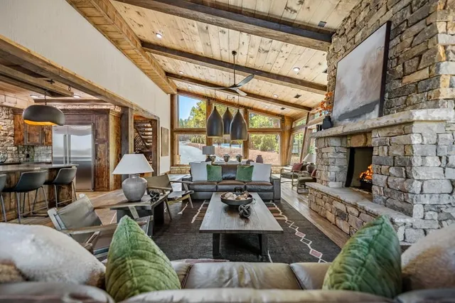 $2,895,000 | 16 Navajo Trail, McCaysville, GA 30555