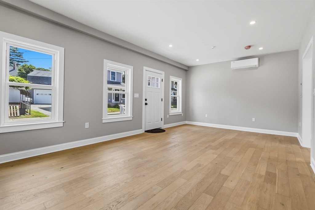 16 Hillside Street, Unit 2 Maynard, MA 01754 - Photo 3 of 22