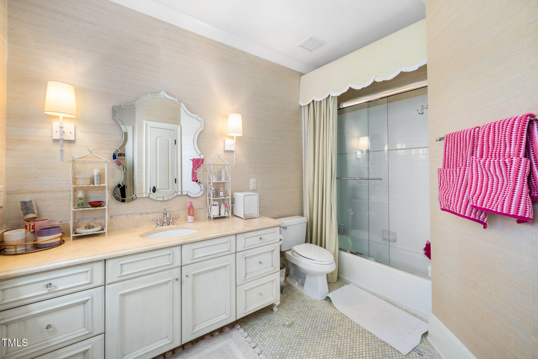 2207 Oxford Road Raleigh, NC 27608 - Photo 39 of 55 40-web-or-mls-2207 Oxford (200 of 384)