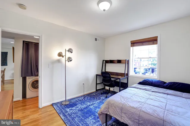 $2,500 | 1411 Massachusetts Avenue Southeast, Unit 6, Washington, DC 20003