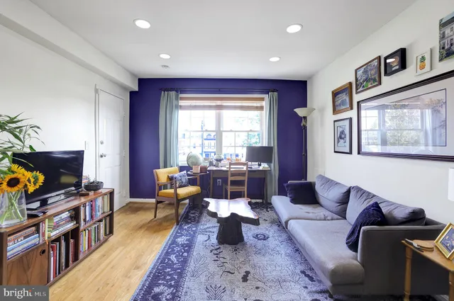 $2,500 | 1411 Massachusetts Avenue Southeast, Unit 6, Washington, DC 20003