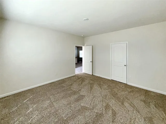 $2,299 | 913 Serena Drive, Ferris, TX 75125