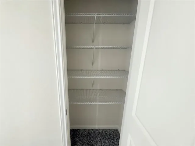 $2,299 | 913 Serena Drive, Ferris, TX 75125