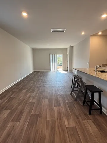 $2,900 | 342 Tiliwa Street, Summerville, SC 29486