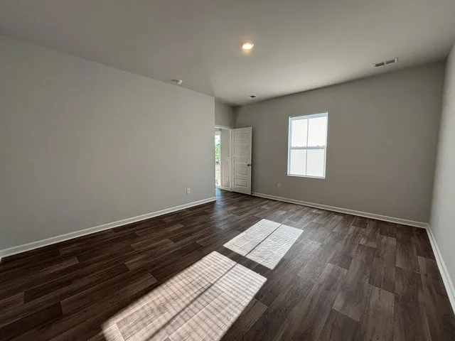 $2,900 | 342 Tiliwa Street, Summerville, SC 29486