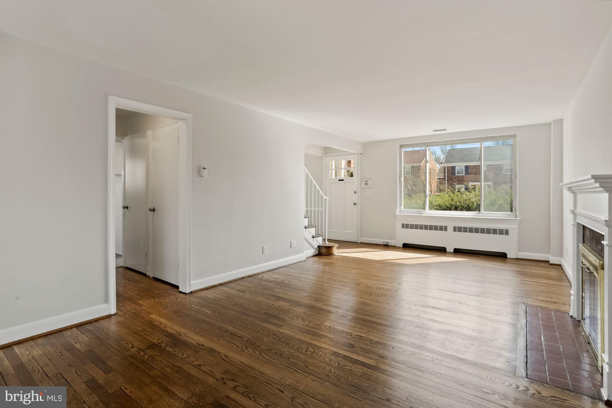 1367 Underwood Street Northwest Washington, DC 20012 - Photo 6 of 25