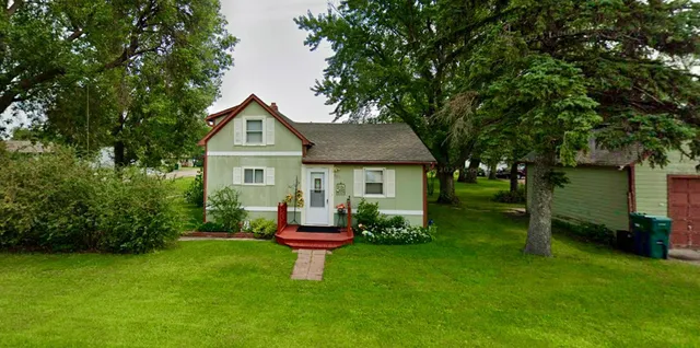$49,900 | 803 Fargo Avenue, Portland, ND 58274