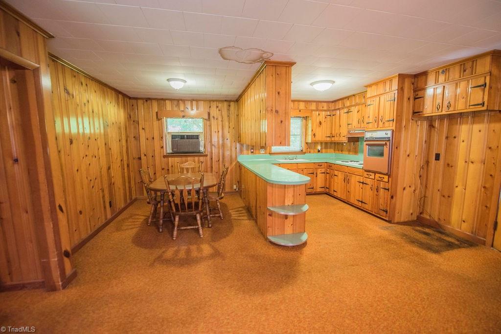 883 Pine Ridge Road Lexington, NC 27295 - Photo 7 of 24 Gallery Image 7