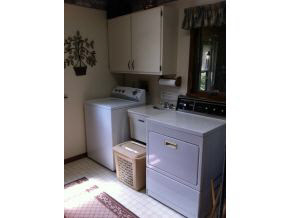 1982 West Maple Grove Road Bloomington, IN 47404 - Photo 13 of 24 Gallery Image 13