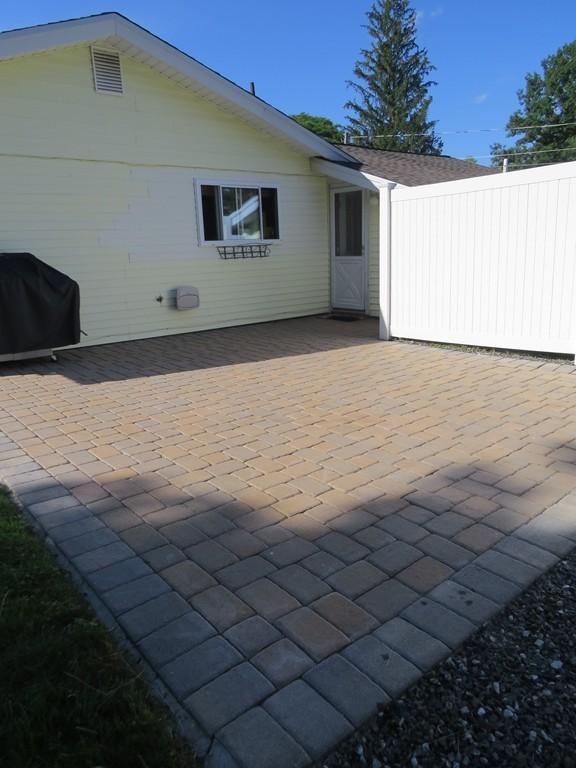 10 Springhill Road Framingham, MA 01701 - Photo 21 of 24 Gallery Image 21