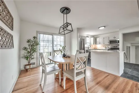 $389,000 | 9314 West 89th Terrace, Overland Park, KS 66212