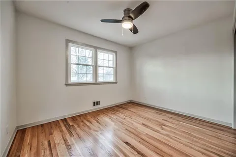 $389,000 | 9314 West 89th Terrace, Overland Park, KS 66212