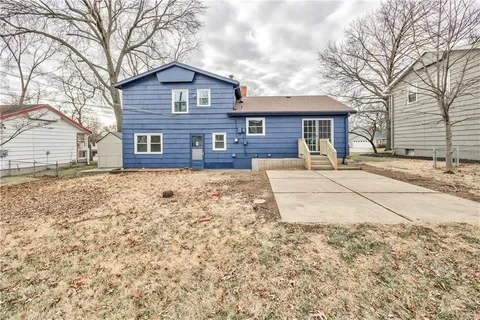 $389,000 | 9314 West 89th Terrace, Overland Park, KS 66212