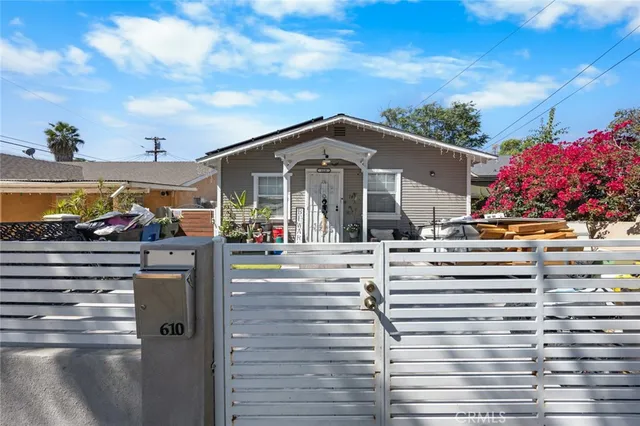 $2,700 | 610 South Vine Avenue, Ontario, CA 91762