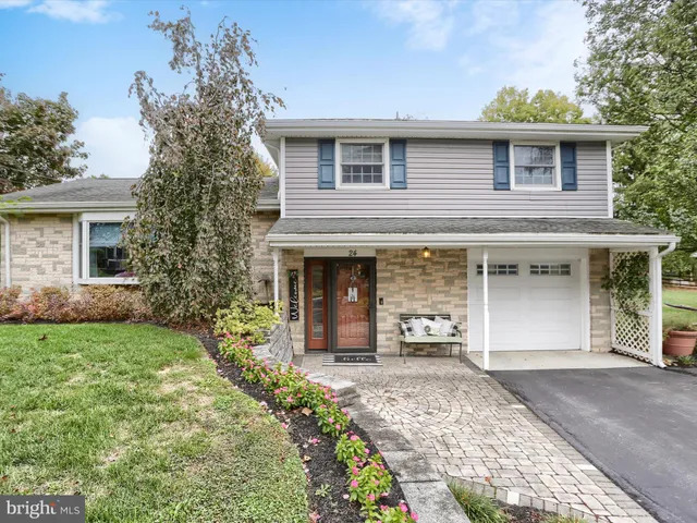 $385,000 | 24 Circle Drive, Mechanicsburg, PA 17055