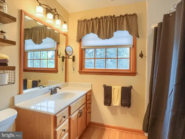 $385,000 | 24 Circle Drive, Mechanicsburg, PA 17055