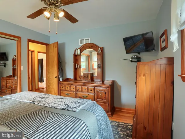 $385,000 | 24 Circle Drive, Mechanicsburg, PA 17055