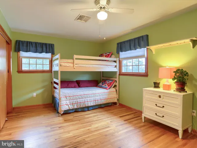 $385,000 | 24 Circle Drive, Mechanicsburg, PA 17055