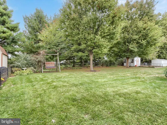 $385,000 | 24 Circle Drive, Mechanicsburg, PA 17055