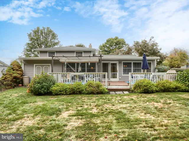 $385,000 | 24 Circle Drive, Mechanicsburg, PA 17055