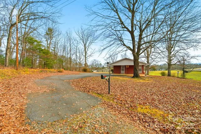 $259,900 | 2290 Highway 181, Morganton, NC 28655