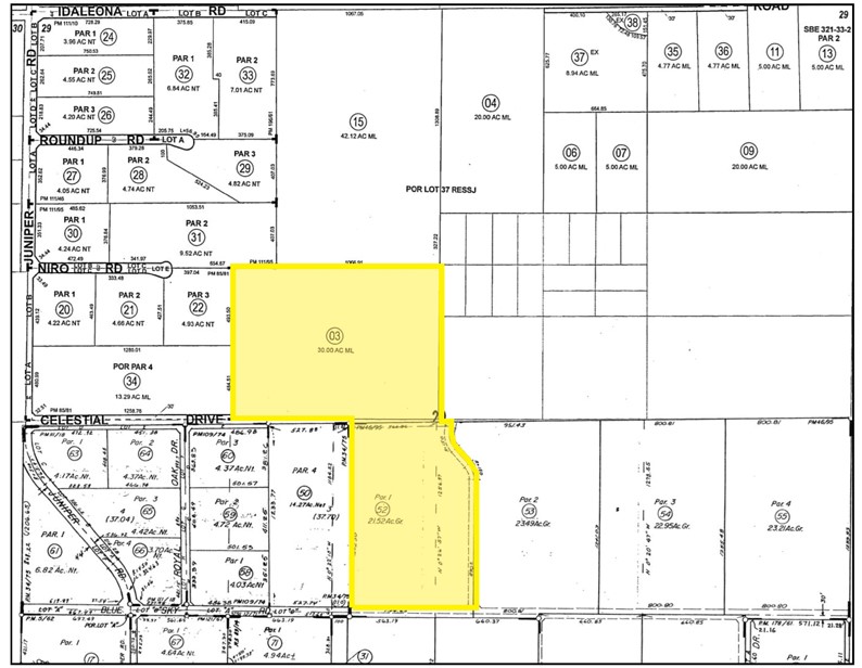 1 Blue Sky Road Perris, CA 92570 - Photo 6 of 6 a picture of a bathroom with a window