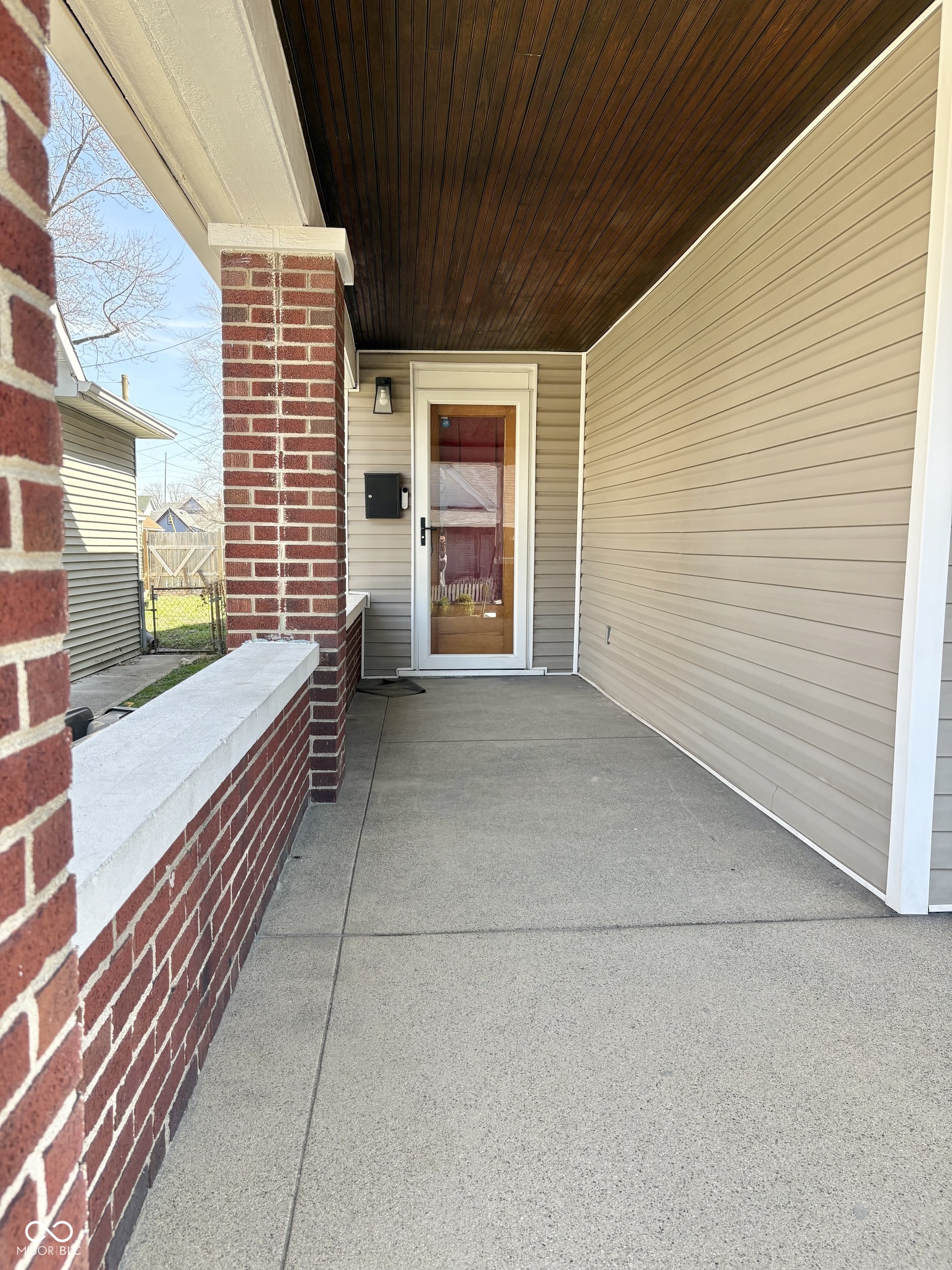 1745 Union Street Indianapolis, IN 46225 - Photo 3 of 35
