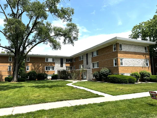 $1,600 | 6842 West Lode Drive, Unit 3B, Worth, IL 60482