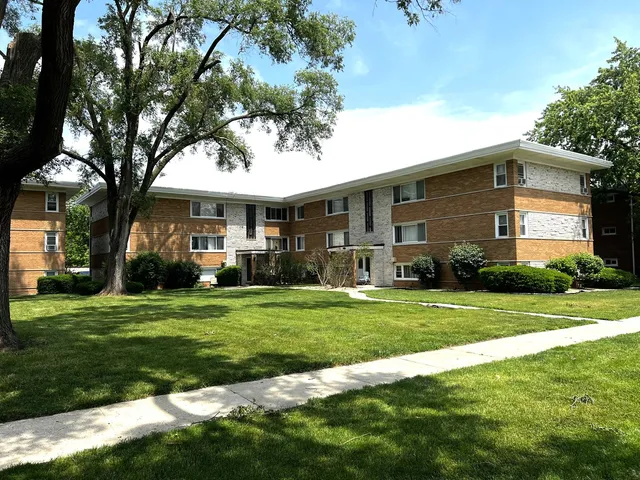 $1,600 | 6842 West Lode Drive, Unit 3B, Worth, IL 60482