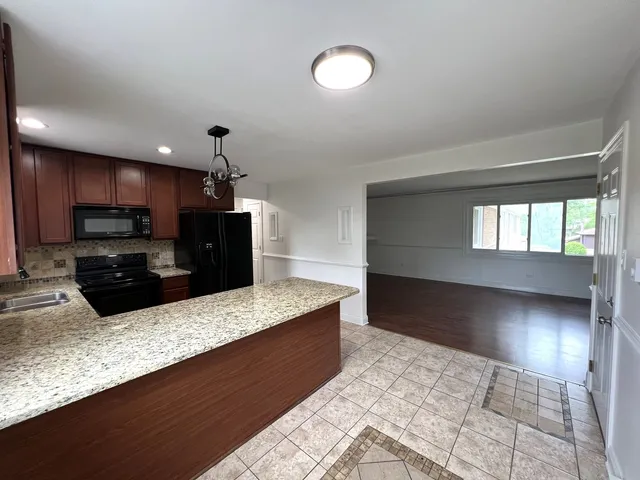 $1,600 | 6842 West Lode Drive, Unit 3B, Worth, IL 60482