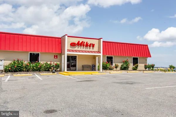 $650,000 | 7719 Suitt Drive, Pasadena, MD 21122