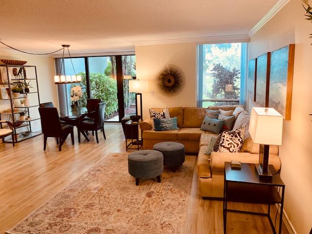2607 Bridgewood Drive, Unit 2607 Boca Raton, FL 33434 - Photo 17 of 41 living